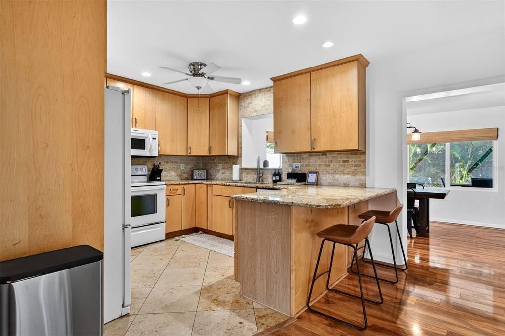 En Venta: $475,000 (2 camas, 2 baños, 1548 Pies cuadrados)