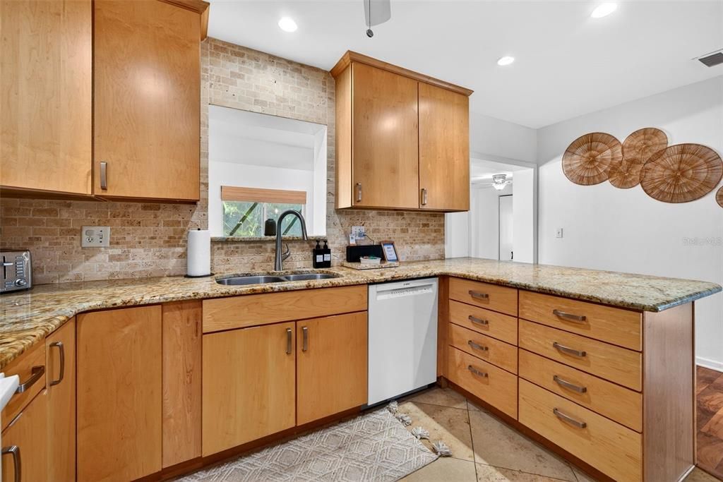 En Venta: $475,000 (2 camas, 2 baños, 1548 Pies cuadrados)