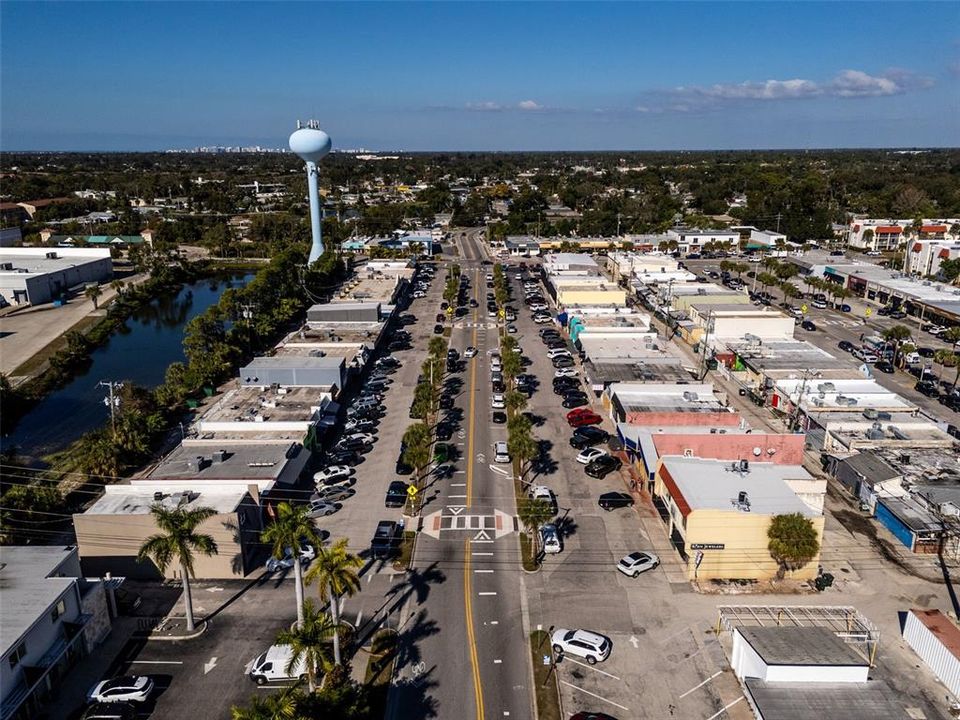 En Venta: $475,000 (2 camas, 2 baños, 1548 Pies cuadrados)