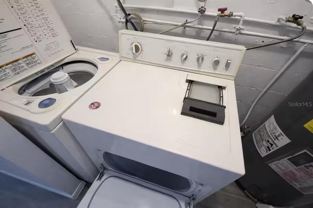 En Renta: $10,000 (4 camas, 3 baños, 2042 Pies cuadrados)