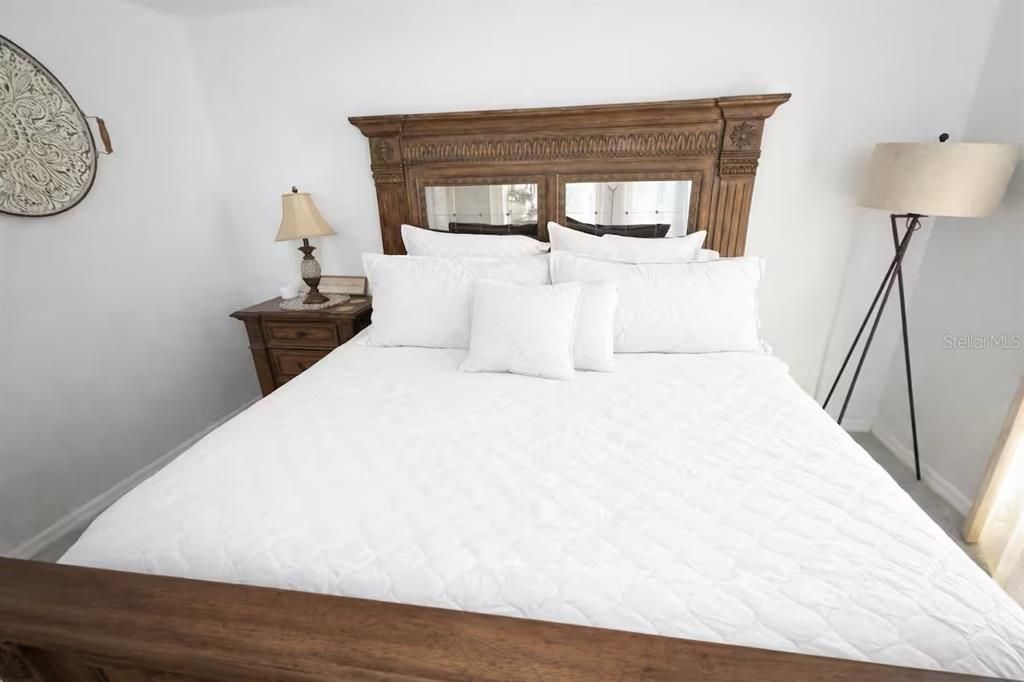 En Renta: $10,000 (4 camas, 3 baños, 2042 Pies cuadrados)