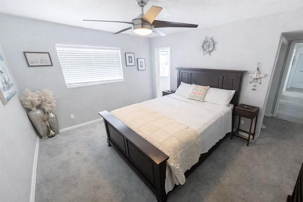 En Renta: $10,000 (4 camas, 3 baños, 2042 Pies cuadrados)