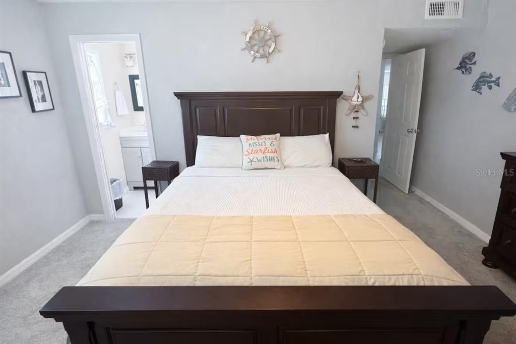 En Renta: $10,000 (4 camas, 3 baños, 2042 Pies cuadrados)