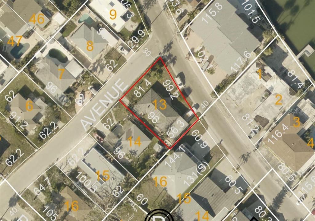 En Venta: $449,000 (0.15 acres)