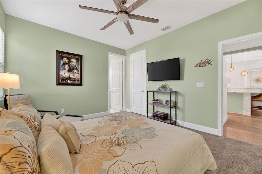 En Venta: $2,195,000 (5 camas, 4 baños, 3985 Pies cuadrados)