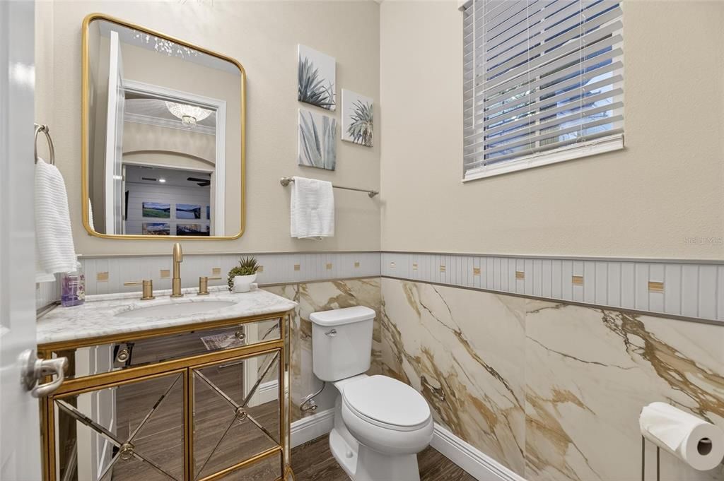 En Venta: $2,195,000 (5 camas, 4 baños, 3985 Pies cuadrados)