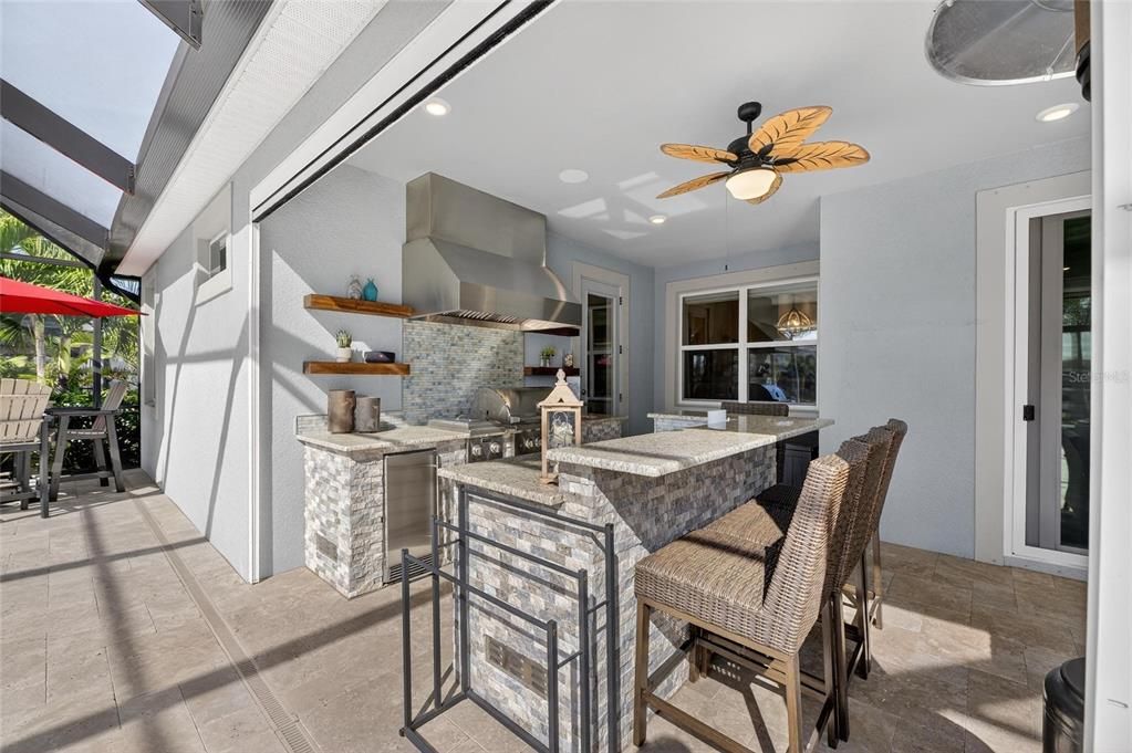 En Venta: $2,195,000 (5 camas, 4 baños, 3985 Pies cuadrados)