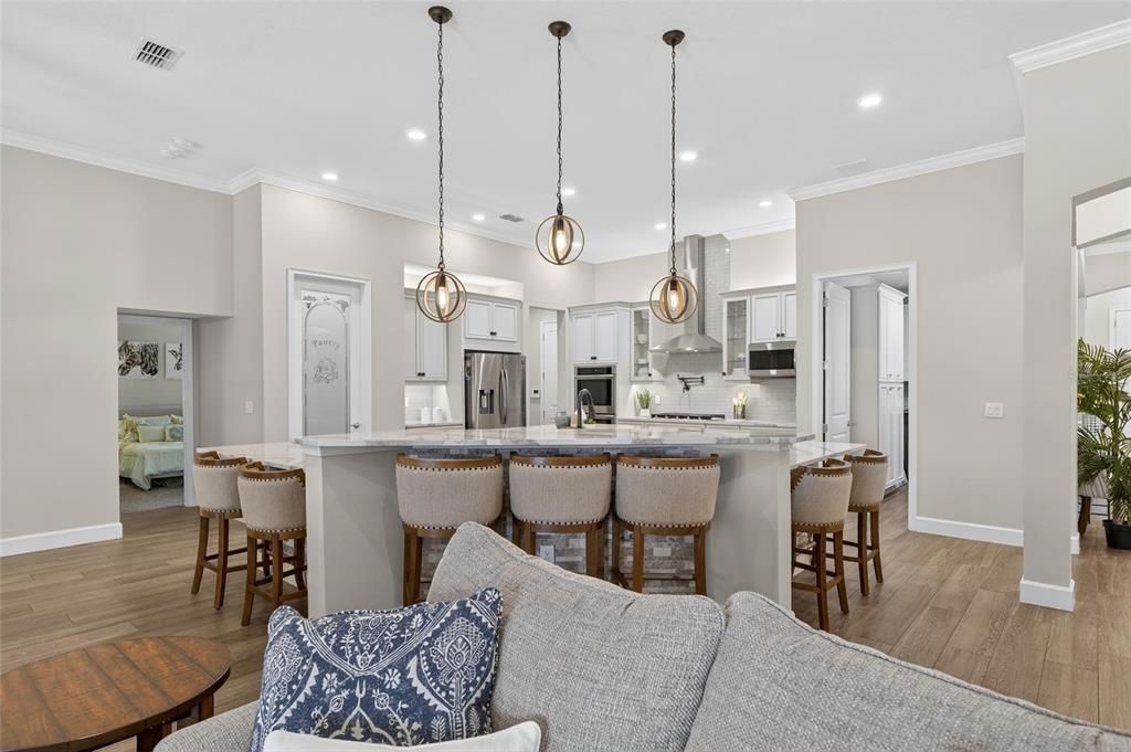 En Venta: $2,195,000 (5 camas, 4 baños, 3985 Pies cuadrados)