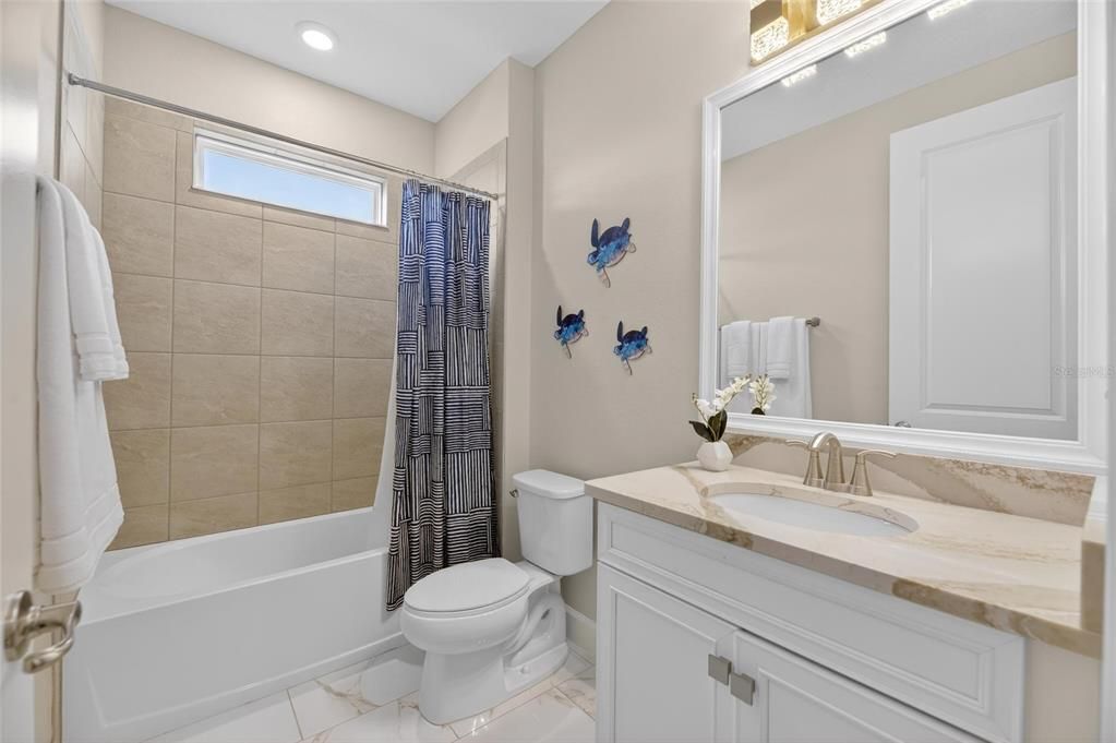 En Venta: $2,195,000 (5 camas, 4 baños, 3985 Pies cuadrados)