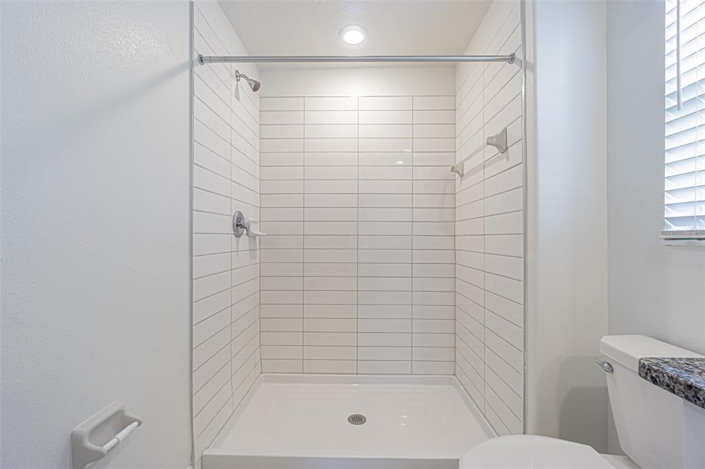 В аренду: $1,925 (2 спален, 2 ванн, 1541 Квадратных фут)