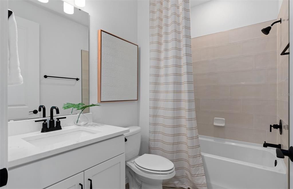 На продажу: $993,870 (3 спален, 3 ванн, 2131 Квадратных фут)