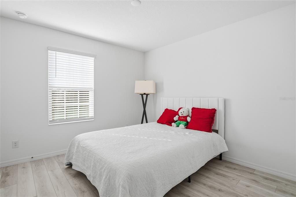 На продажу: $449,000 (5 спален, 3 ванн, 2586 Квадратных фут)