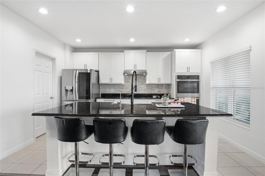 На продажу: $449,000 (5 спален, 3 ванн, 2586 Квадратных фут)