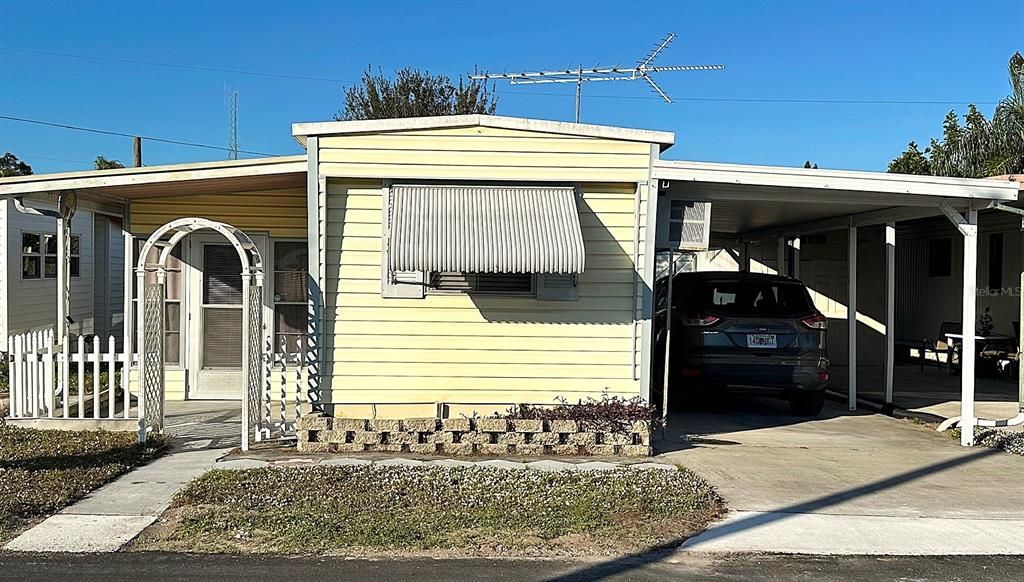 En Venta: $43,500 (2 camas, 1 baños, 587 Pies cuadrados)