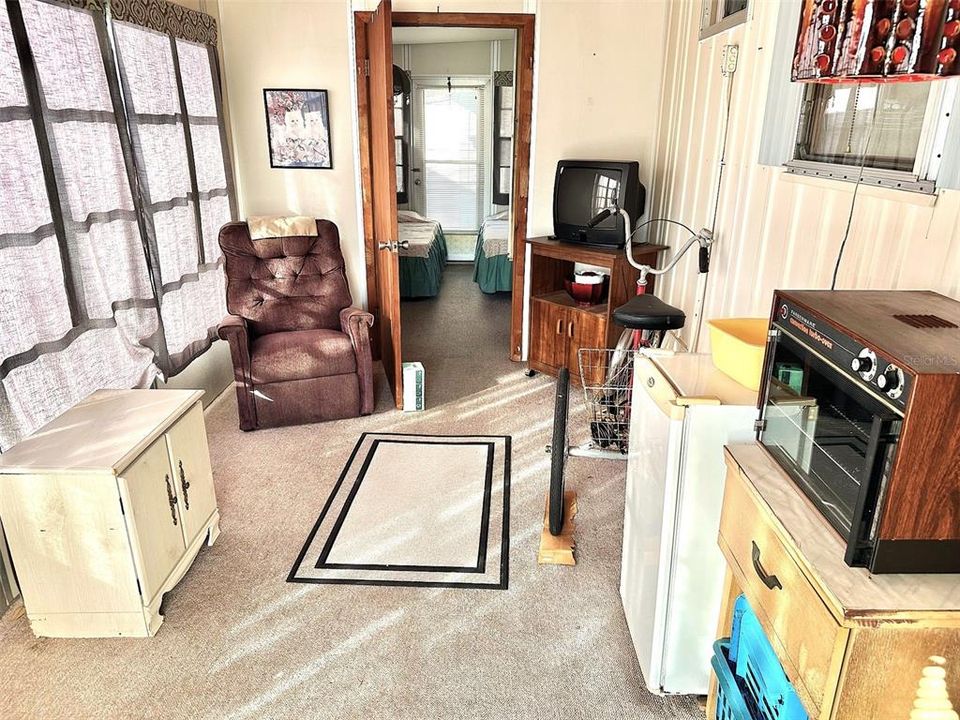 En Venta: $43,500 (2 camas, 1 baños, 587 Pies cuadrados)