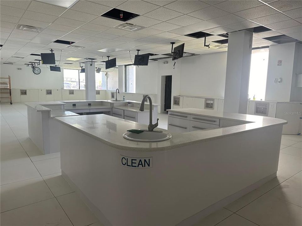 For Sale: $3,200,000 (0 beds, 0 baths, 6315 Square Feet)