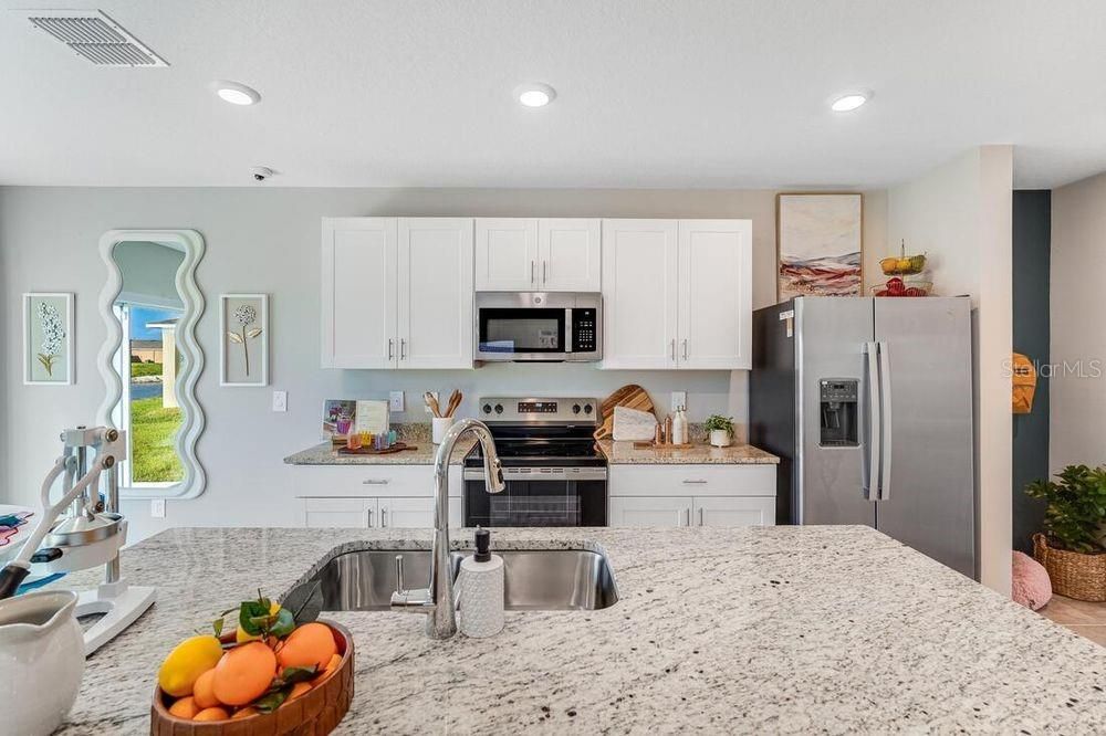 待售: $331,999 (3 贝兹, 2 浴室, 1853 平方英尺)