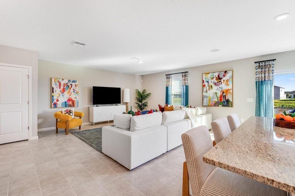 待售: $331,999 (3 贝兹, 2 浴室, 1853 平方英尺)