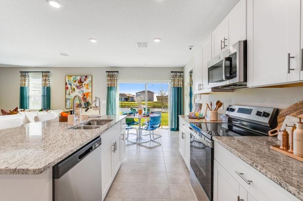 待售: $331,999 (3 贝兹, 2 浴室, 1853 平方英尺)