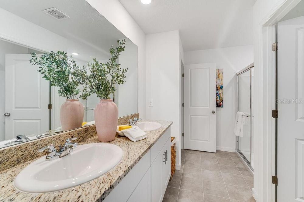 待售: $331,999 (3 贝兹, 2 浴室, 1853 平方英尺)