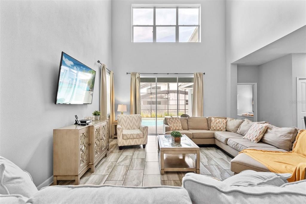 En Venta: $625,900 (5 camas, 5 baños, 3081 Pies cuadrados)