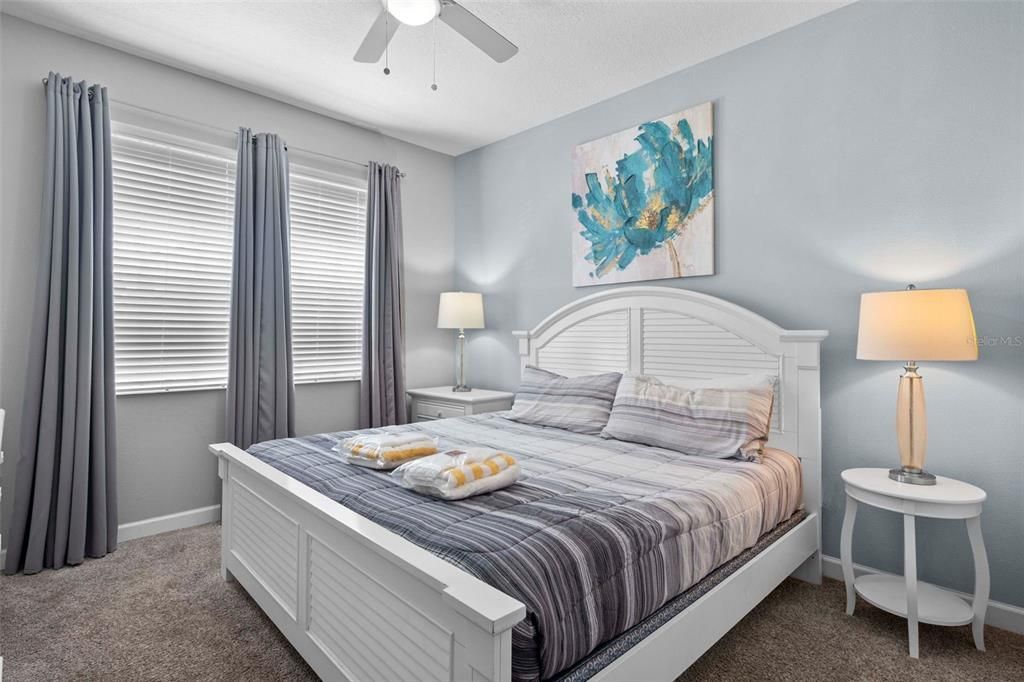 En Venta: $625,900 (5 camas, 5 baños, 3081 Pies cuadrados)