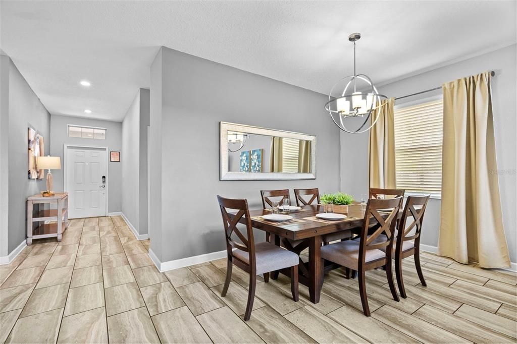 En Venta: $625,900 (5 camas, 5 baños, 3081 Pies cuadrados)