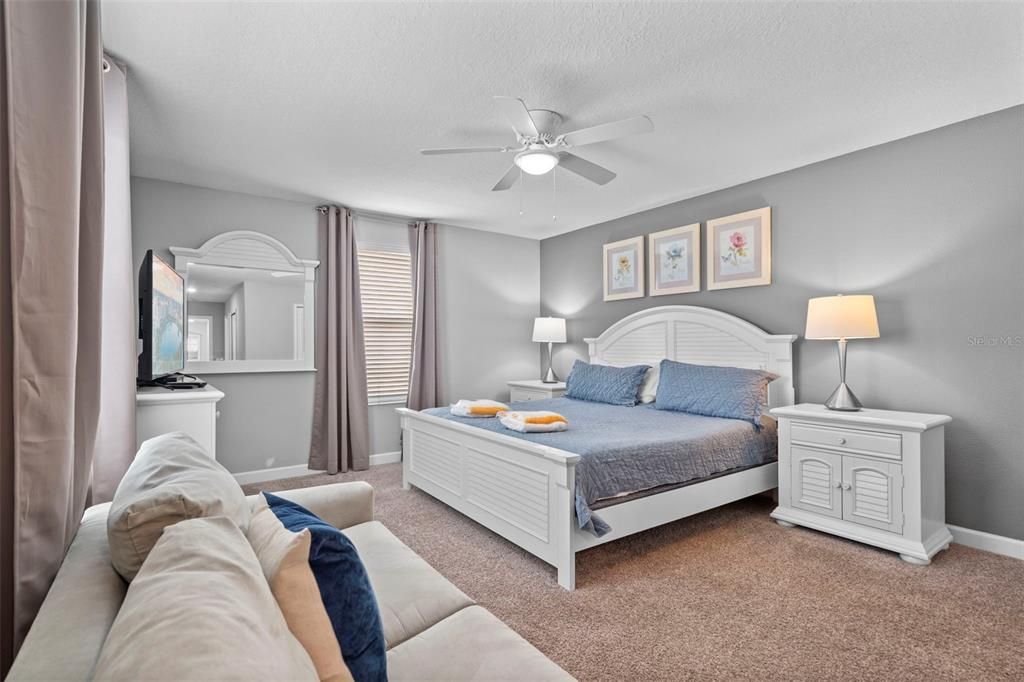 En Venta: $625,900 (5 camas, 5 baños, 3081 Pies cuadrados)