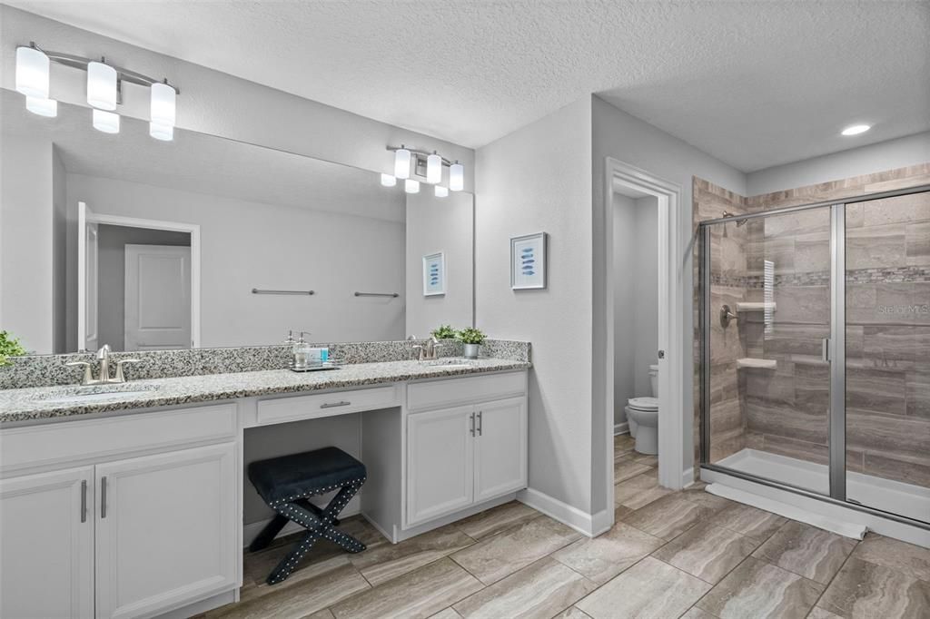 En Venta: $625,900 (5 camas, 5 baños, 3081 Pies cuadrados)