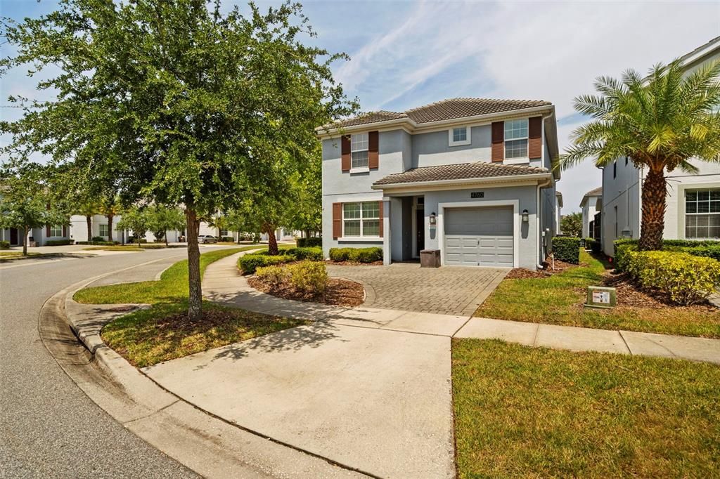 En Venta: $625,900 (5 camas, 5 baños, 3081 Pies cuadrados)