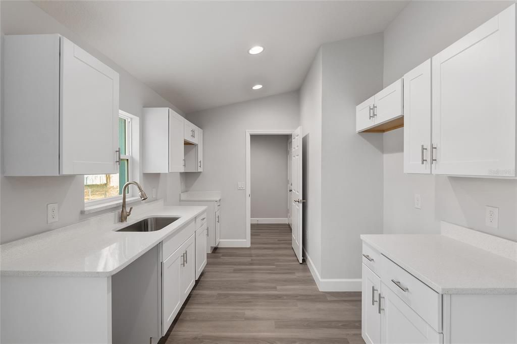 En Venta: $212,900 (3 camas, 2 baños, 1127 Pies cuadrados)