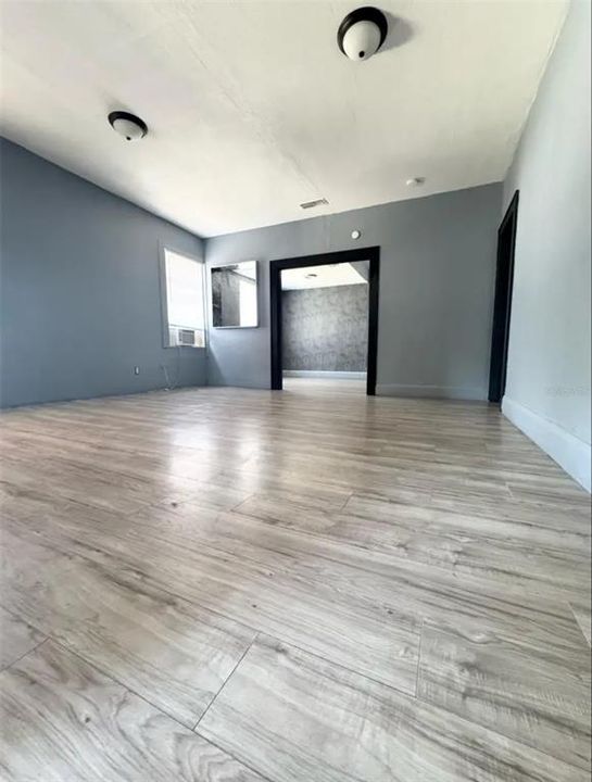 En Renta: $1,300 (3 camas, 2 baños, 1350 Pies cuadrados)