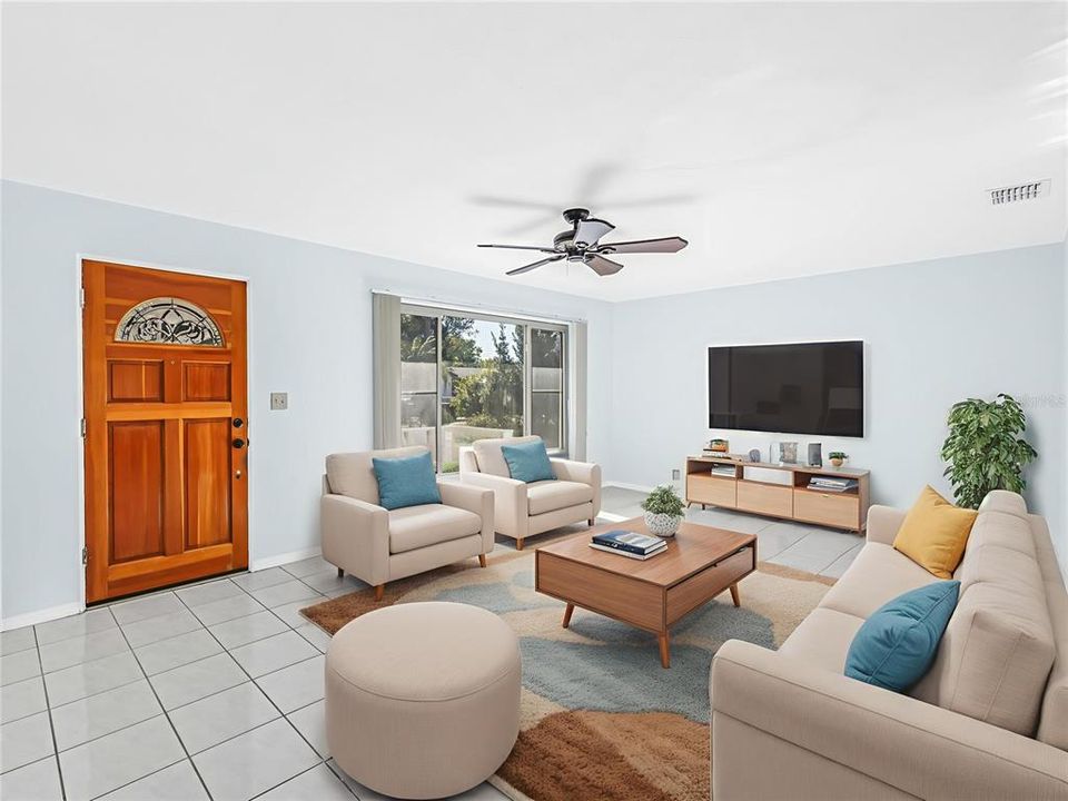 На продажу: $325,000 (2 спален, 2 ванн, 1270 Квадратных фут)