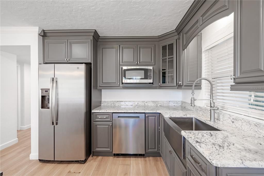 На продажу: $525,000 (3 спален, 2 ванн, 1080 Квадратных фут)