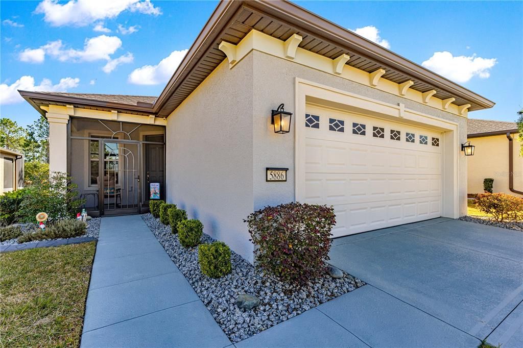 For Sale: $328,800 (2 beds, 2 baths, 1406 Square Feet)