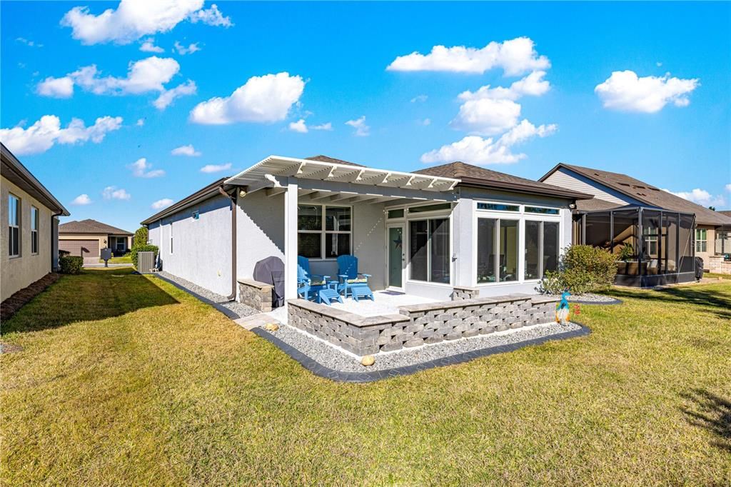 For Sale: $328,800 (2 beds, 2 baths, 1406 Square Feet)