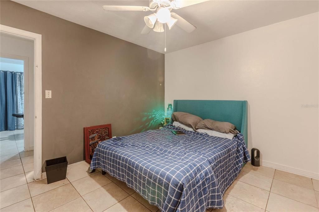 На продажу: $450,000 (4 спален, 2 ванн, 1652 Квадратных фут)