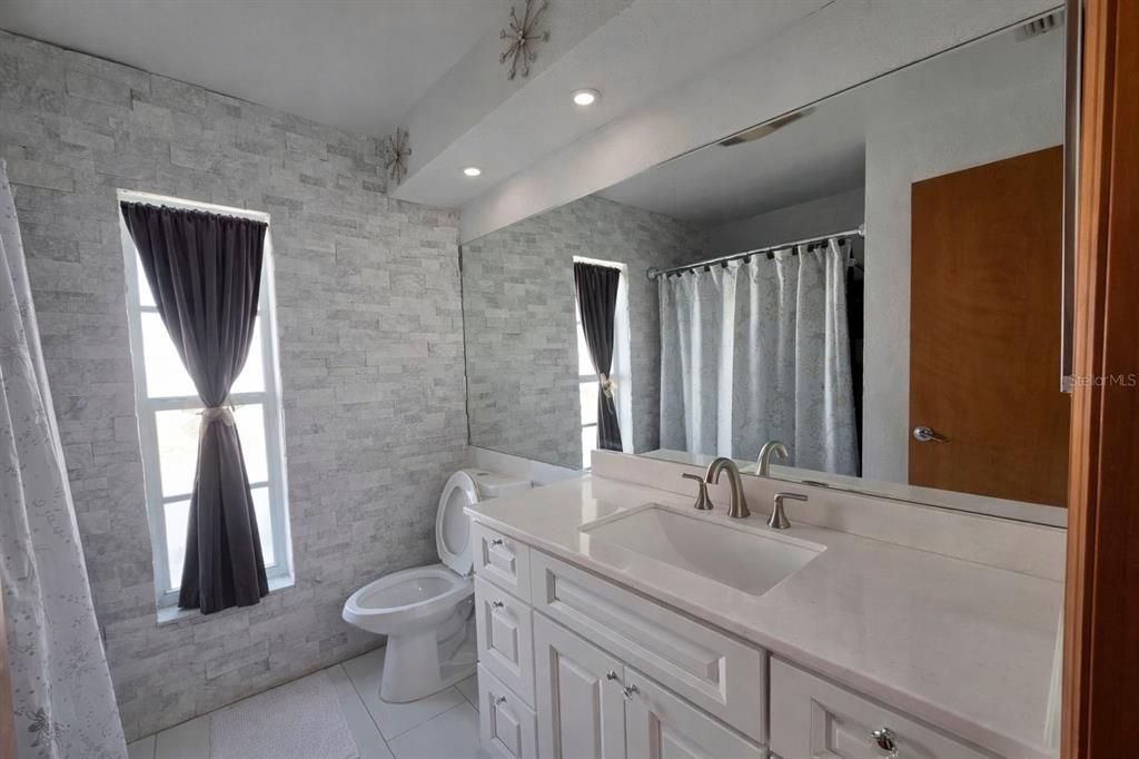 For Sale: $335,000 (3 beds, 2 baths, 1750 Square Feet)