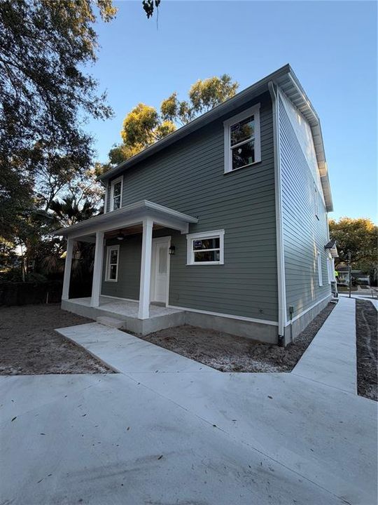 На продажу: $895,000 (5 спален, 2 ванн, 2618 Квадратных фут)