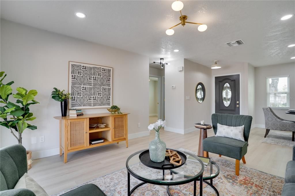 待售: $419,000 (3 贝兹, 2 浴室, 1128 平方英尺)