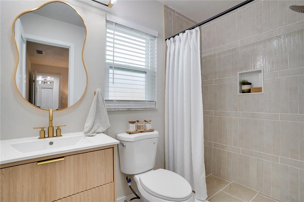 待售: $419,000 (3 贝兹, 2 浴室, 1128 平方英尺)