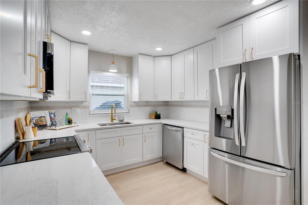 待售: $419,000 (3 贝兹, 2 浴室, 1128 平方英尺)