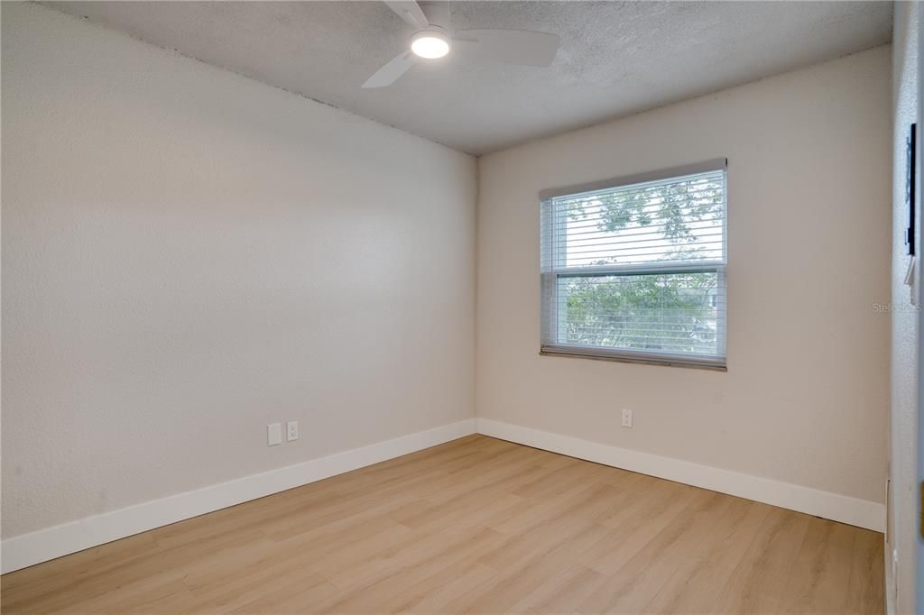 待售: $419,000 (3 贝兹, 2 浴室, 1128 平方英尺)