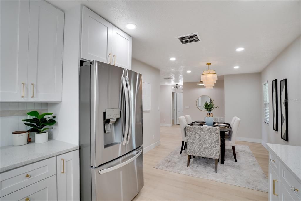 待售: $419,000 (3 贝兹, 2 浴室, 1128 平方英尺)