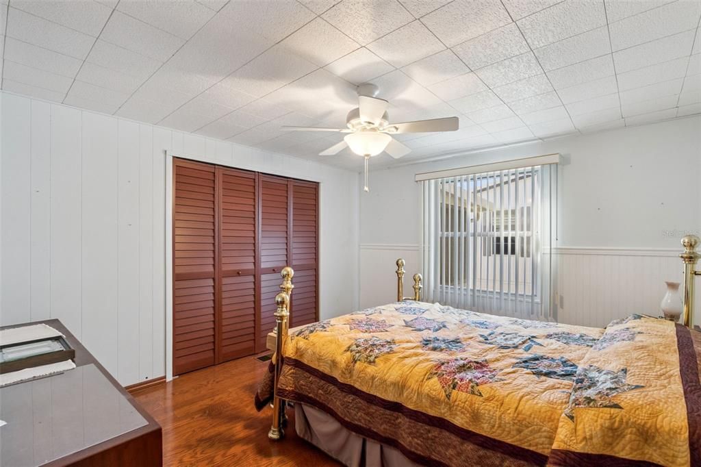 For Sale: $128,500 (2 beds, 2 baths, 1404 Square Feet)