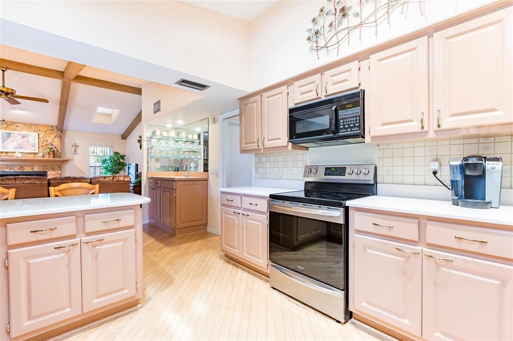 For Sale: $675,000 (4 beds, 2 baths, 2244 Square Feet)