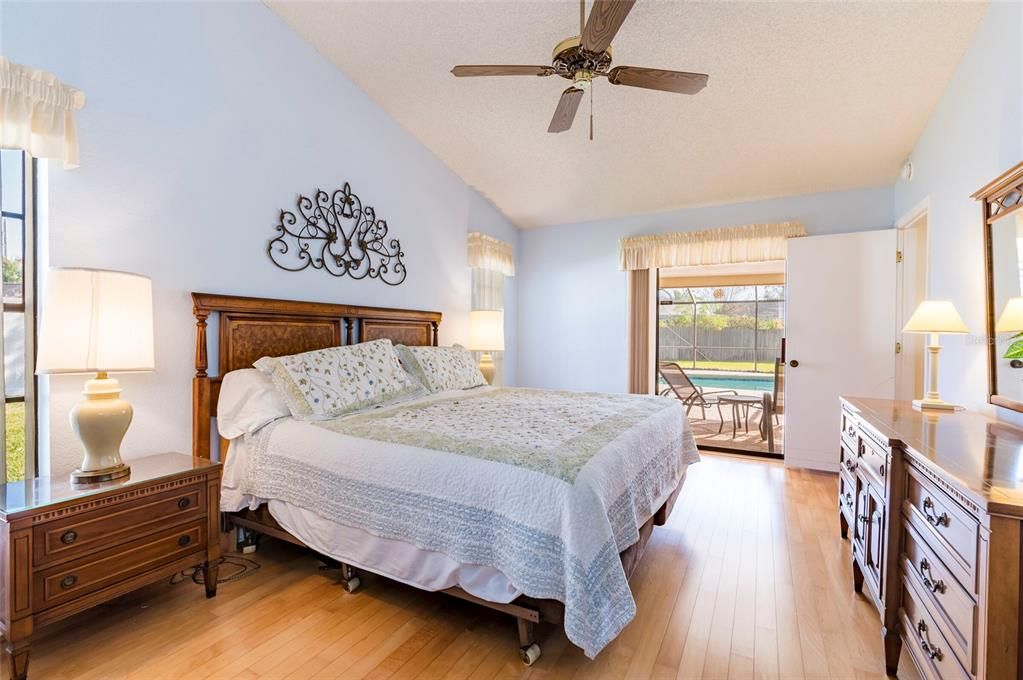 For Sale: $675,000 (4 beds, 2 baths, 2244 Square Feet)