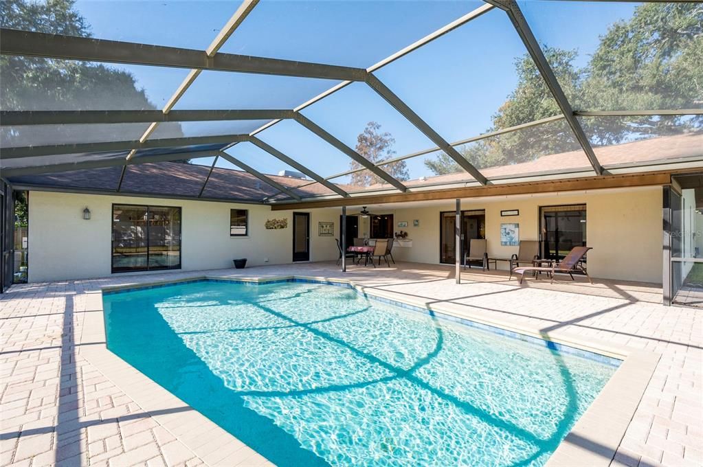 For Sale: $675,000 (4 beds, 2 baths, 2244 Square Feet)