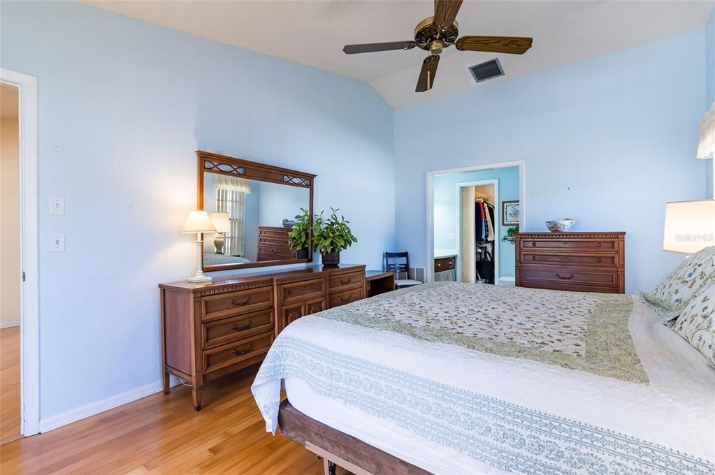 For Sale: $675,000 (4 beds, 2 baths, 2244 Square Feet)