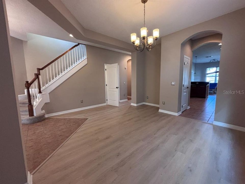 На продажу: $595,000 (4 спален, 3 ванн, 2667 Квадратных фут)